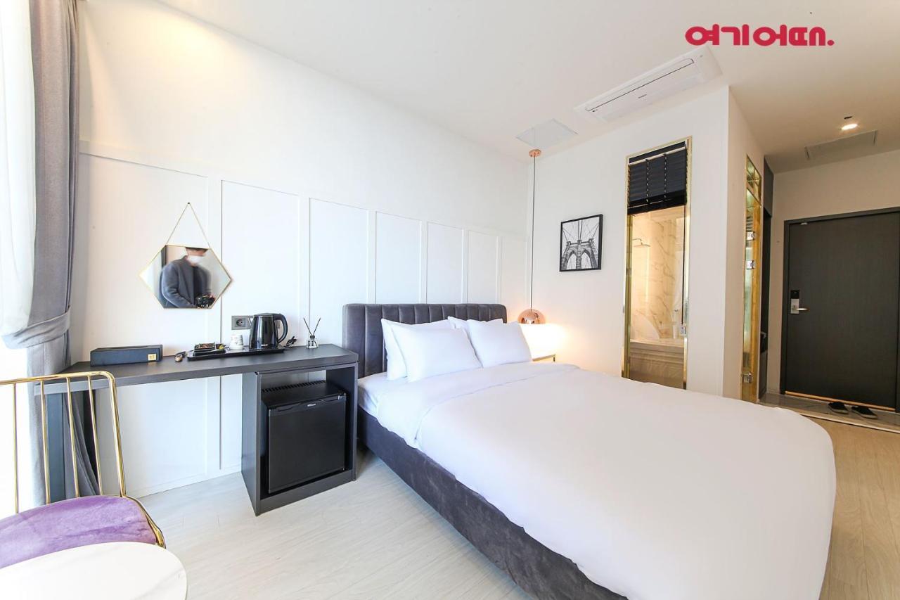 De Homme Hotel Μπουσάν Εξωτερικό φωτογραφία