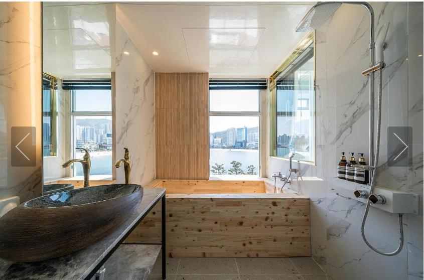 De Homme Hotel Μπουσάν Εξωτερικό φωτογραφία